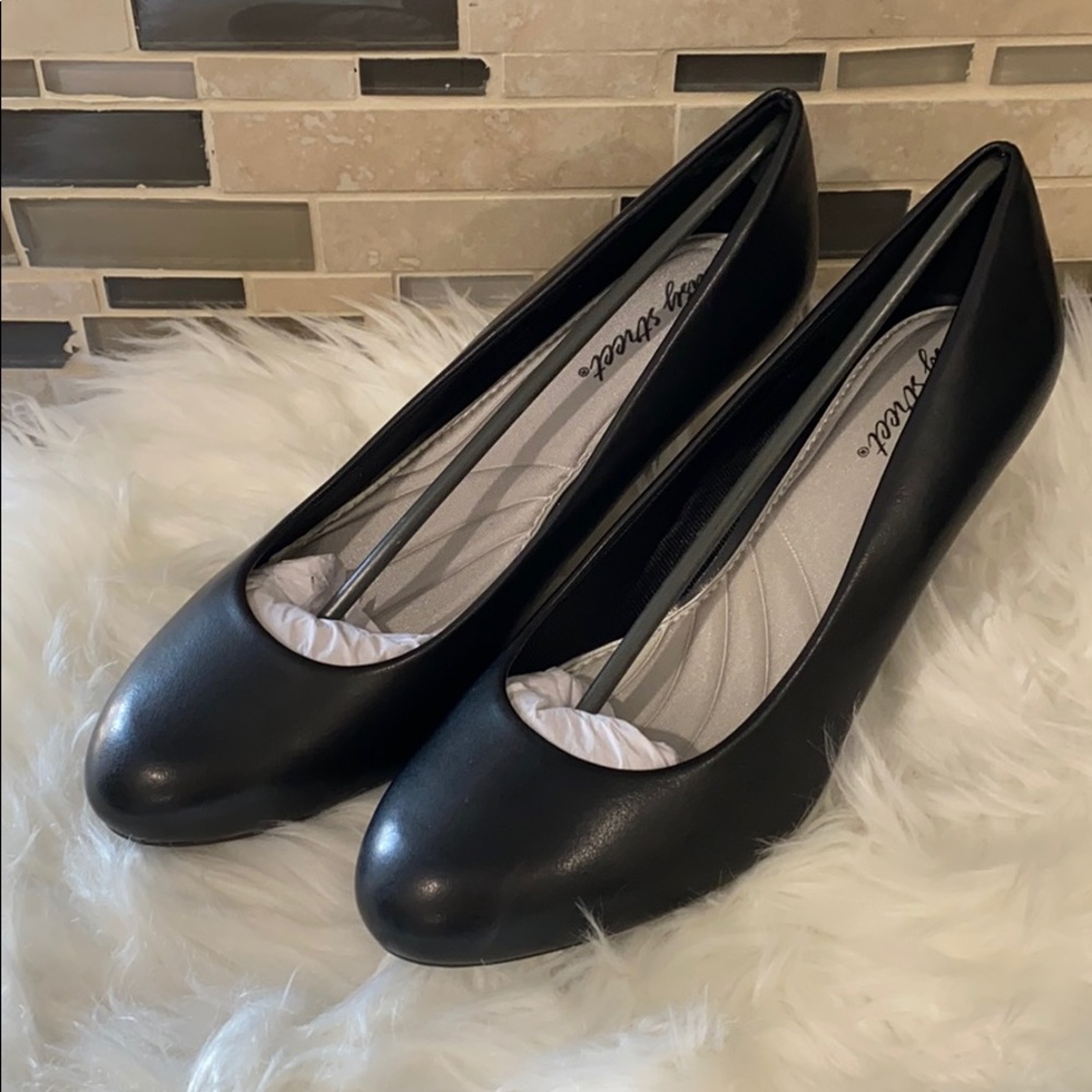 Easy Street Passion Women's Dress Pump - Lehigh - Picture 9 of 10